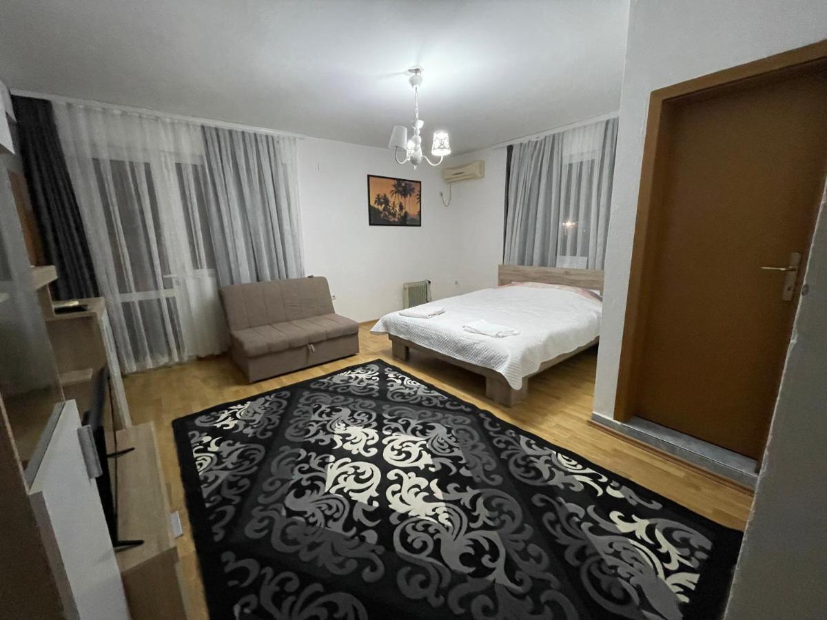 Apartments Dibra Ulcinj Kültér fotó